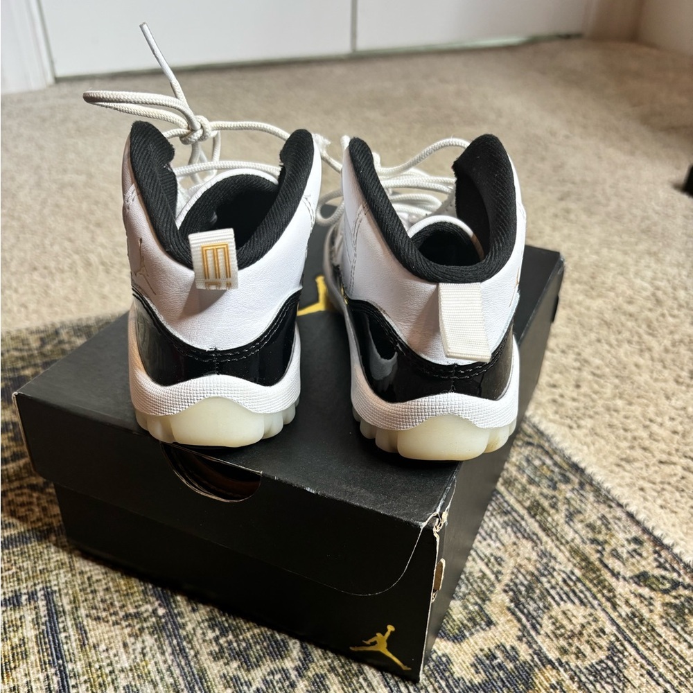 Air Jordan 11 XI Retro Concord Toddler Size 10C Low Top Sneakers - Picture 4 of 9